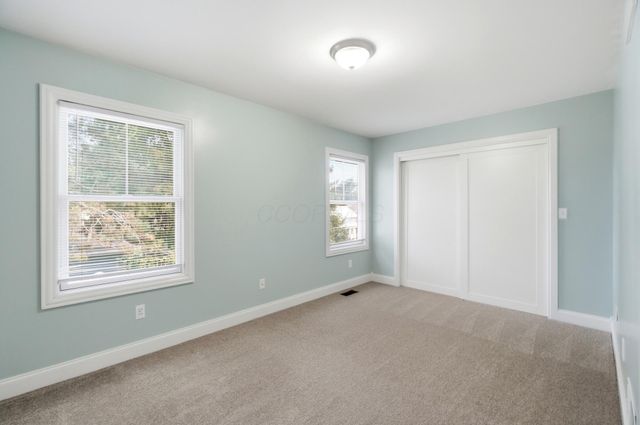 38 George Street, Pataskala, OH 43062