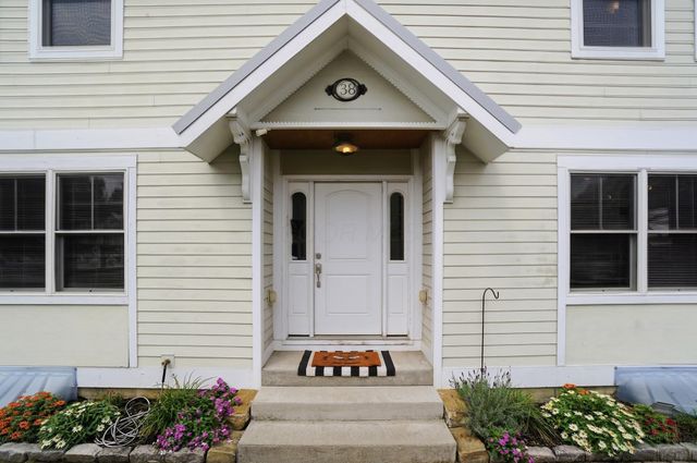 38 George Street, Pataskala, OH 43062