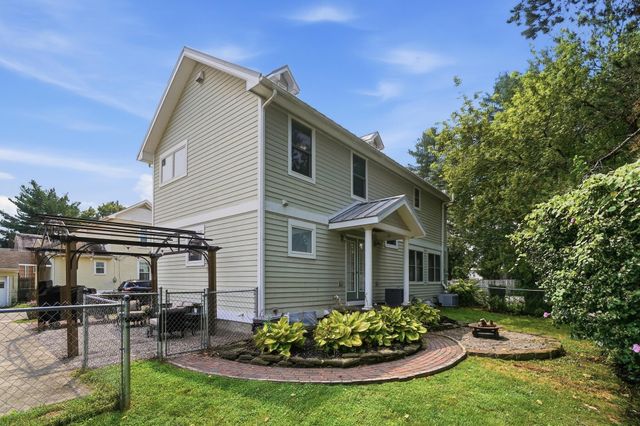 38 George Street, Pataskala, OH 43062