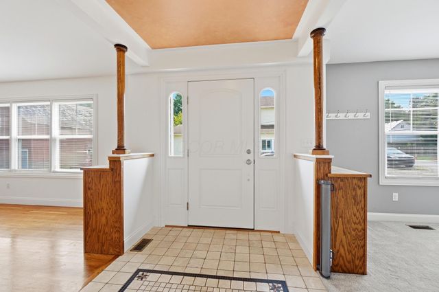 38 George Street, Pataskala, OH 43062