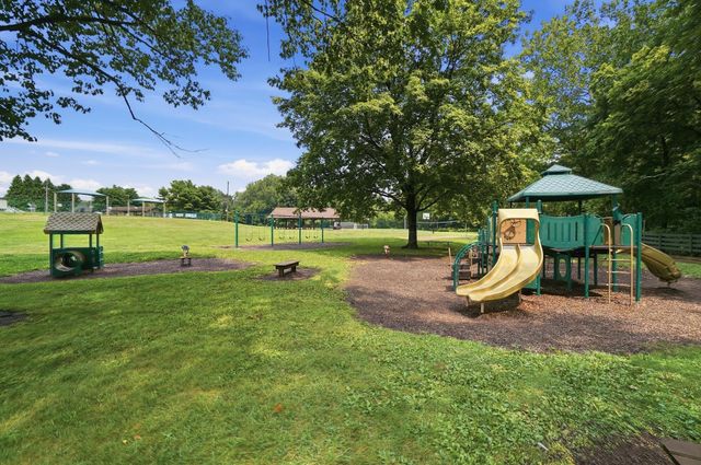 38 George Street, Pataskala, OH 43062