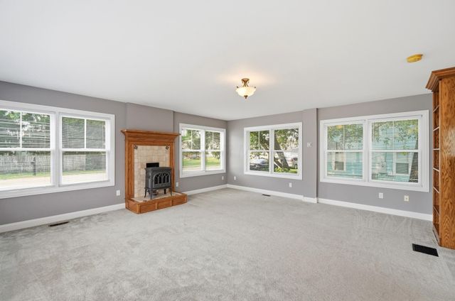 38 George Street, Pataskala, OH 43062