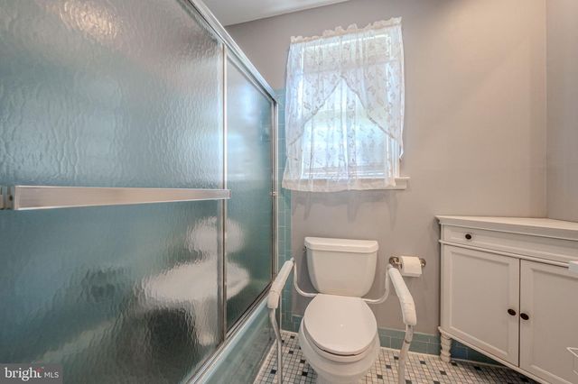 164 SPRINGTON RD, Glenmoore, PA 19343
