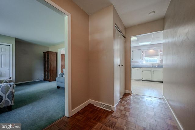 164 SPRINGTON RD, Glenmoore, PA 19343