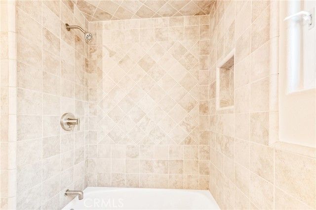 5042 Bluejay Circle, Huntington Beach, CA 92649