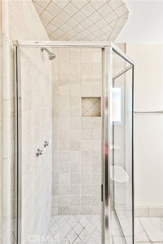 5042 Bluejay Circle, Huntington Beach, CA 92649