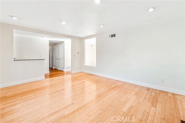 5042 Bluejay Circle, Huntington Beach, CA 92649