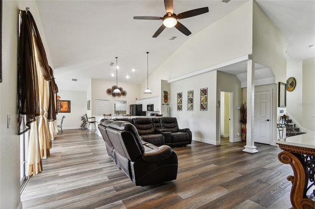 2101 14TH STREET W, Palmetto, FL 34221