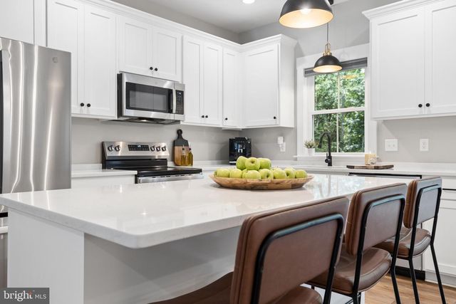 365 MOON SHADOW LN, Louisa, VA 23093