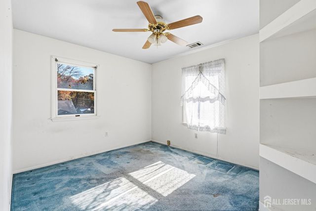 25 Evergreen Street, Spotswood, NJ 08884