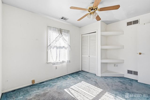 25 Evergreen Street, Spotswood, NJ 08884