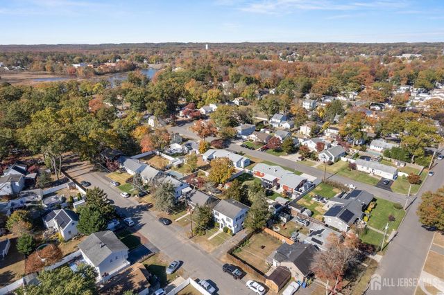 25 Evergreen Street, Spotswood, NJ 08884