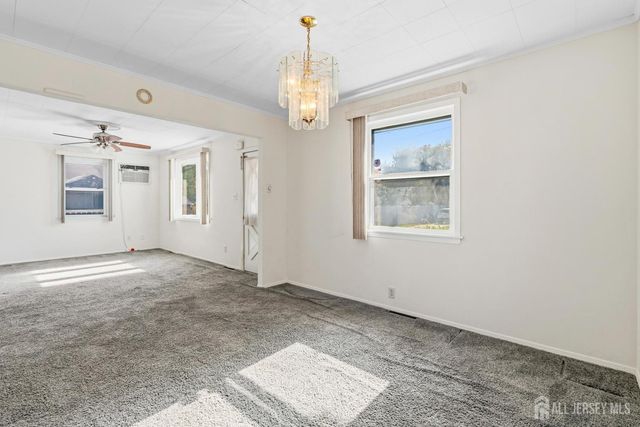 25 Evergreen Street, Spotswood, NJ 08884