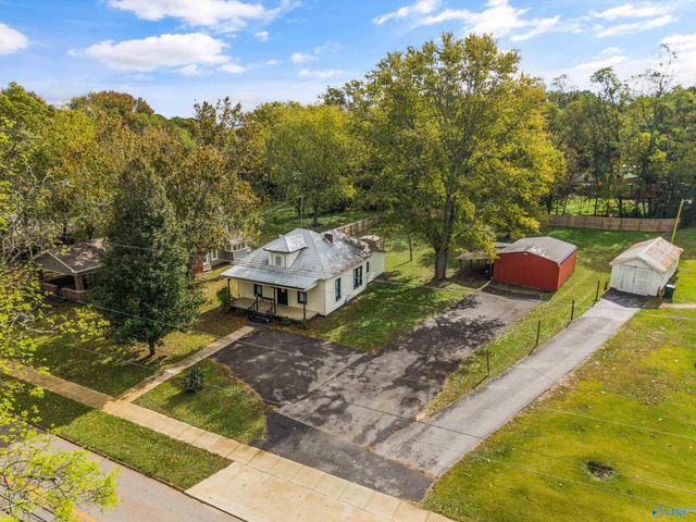 713 W Washington Street, Athens, AL 35611