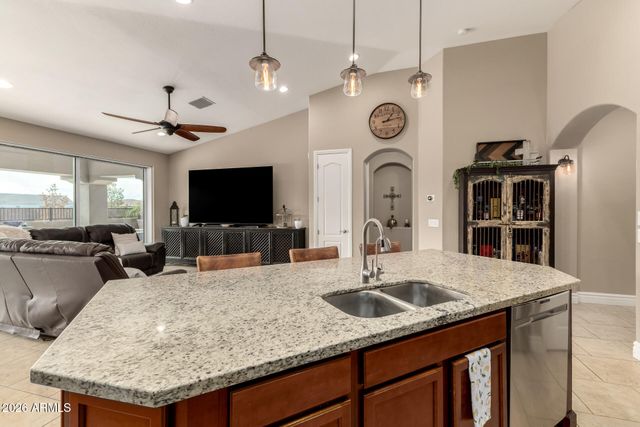 4335 E GLACIER Place, Chandler, AZ 85249