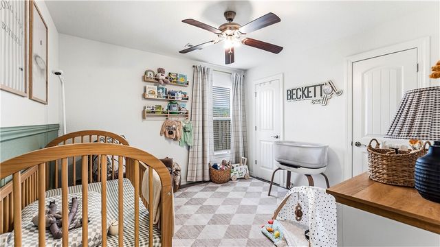 4439 W Divide Drive, Fayetteville, AR 72704