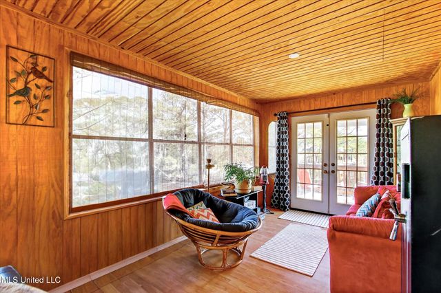 10008 Willow Street, Bay Saint Louis, MS 39520