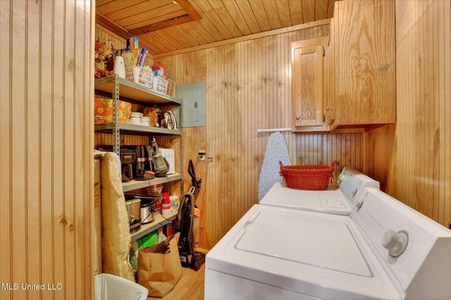 10008 Willow Street, Bay Saint Louis, MS 39520