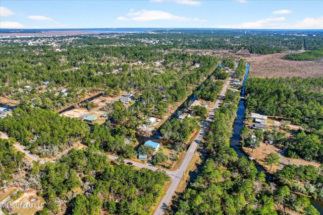 10008 Willow Street, Bay Saint Louis, MS 39520