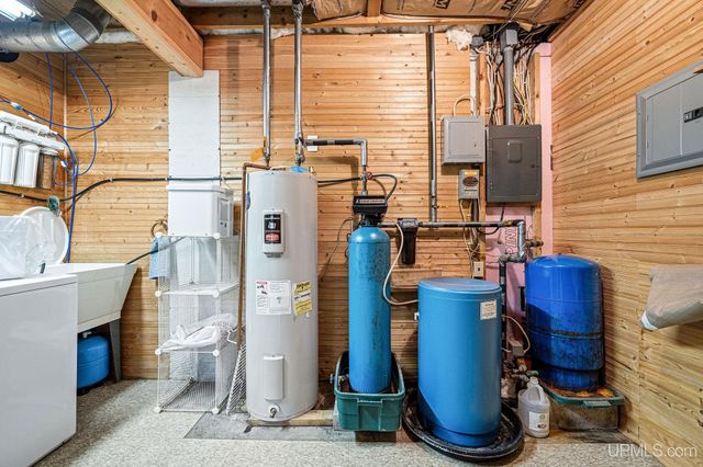 3193 Old M94 Road, Chatham, MI 49816