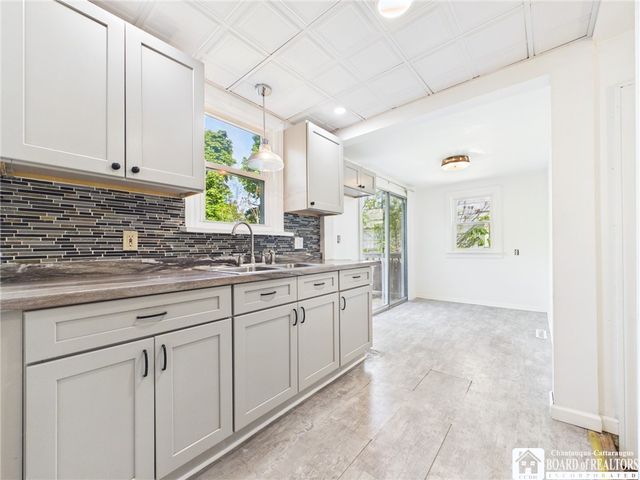 182 Springville Avenue, Amherst, NY 14226