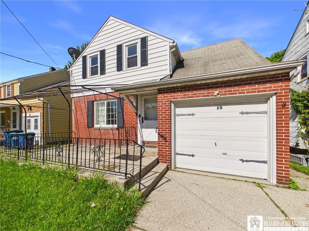 182 Springville Avenue, Amherst, NY 14226