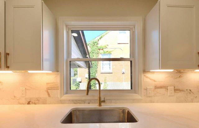 208 Zandale Drive, Lexington, KY 40503