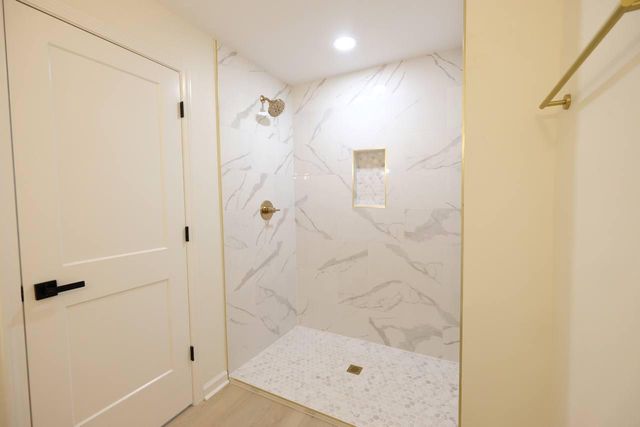 208 Zandale Drive, Lexington, KY 40503