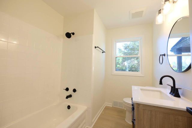 208 Zandale Drive, Lexington, KY 40503