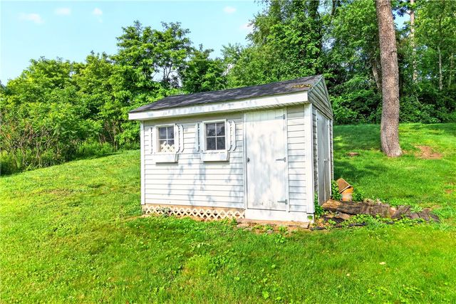 7435 Big Beaver Blvd, Big Beaver, PA 16157