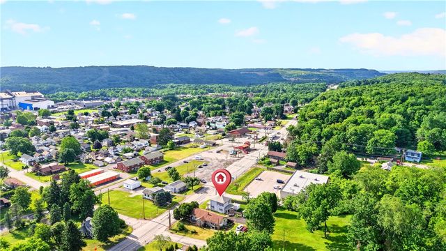 7435 Big Beaver Blvd, Big Beaver, PA 16157