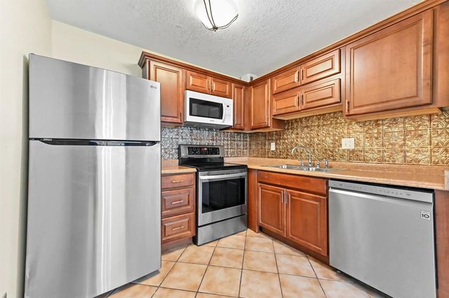 15054 Ashland Way 84, Delray Beach, FL 33484