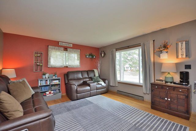 W178N8846 Queensway STREET, Menomonee Falls, WI 53051