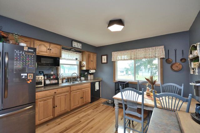 W178N8846 Queensway STREET, Menomonee Falls, WI 53051