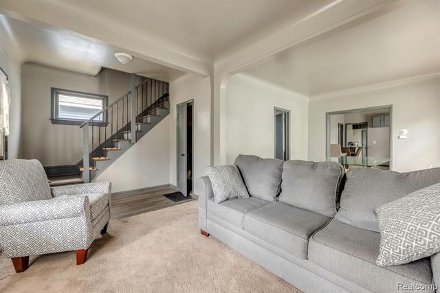 1109 Rawlins Street, Port Huron, MI 48060