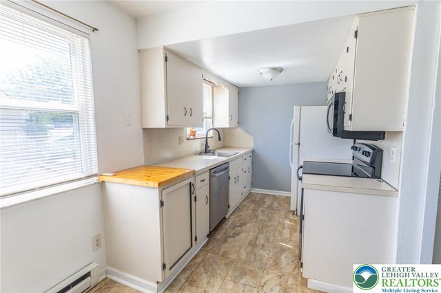 661 South Front Street South, Allentown City, PA 18103