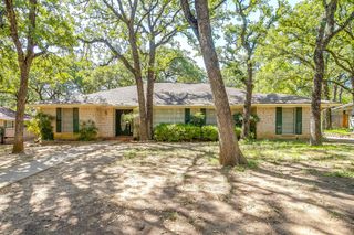 3410 Woodford Drive, Arlington, TX 76013
