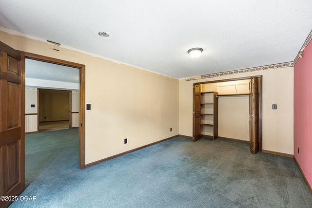 712 W 42nd Street, Joplin, MO 64804