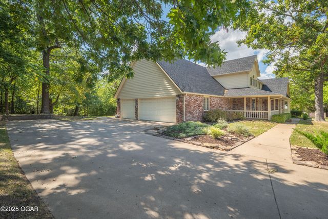 712 W 42nd Street, Joplin, MO 64804