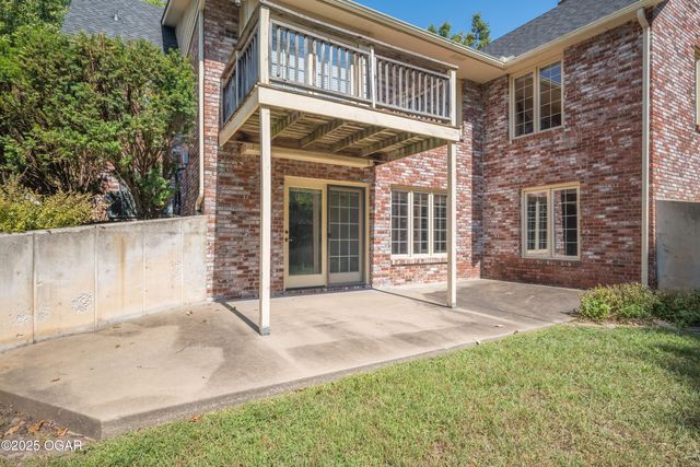 712 W 42nd Street, Joplin, MO 64804