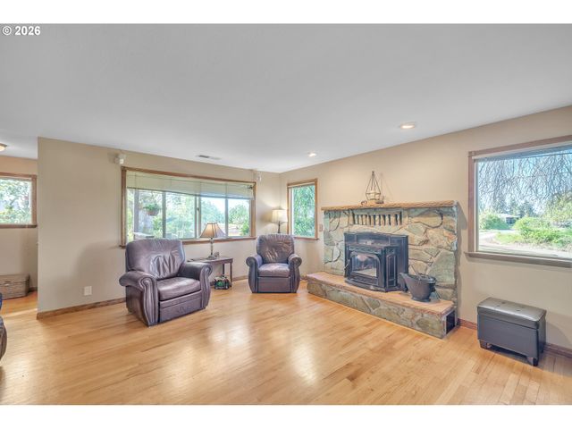 6900 S SCHNEIDER Rd, Canby, OR 97013
