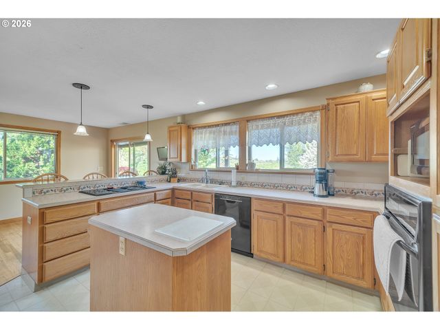 6900 S SCHNEIDER Rd, Canby, OR 97013