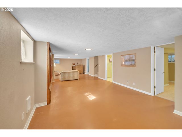 6900 S SCHNEIDER Rd, Canby, OR 97013