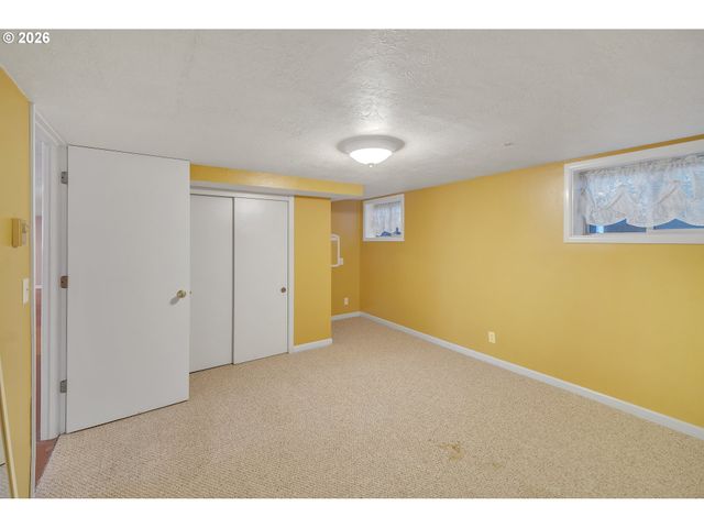 6900 S SCHNEIDER Rd, Canby, OR 97013