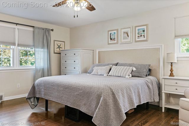 2711 Limerick Lane, Troy, MI 48098