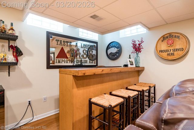 2711 Limerick Lane, Troy, MI 48098