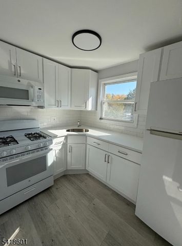 743 Audrey Dr, Rahway City, NJ 07065