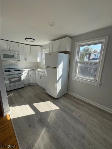 743 Audrey Dr, Rahway City, NJ 07065