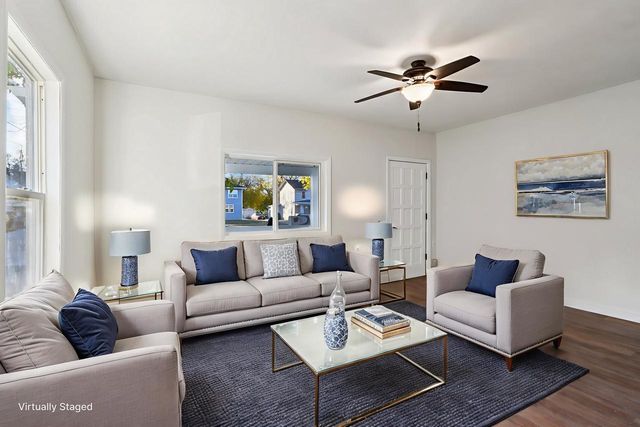 323 Center Avenue, Janesville, WI 53548