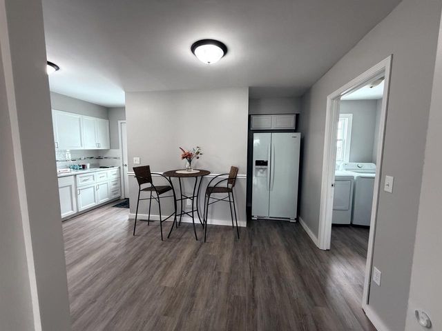 323 Center Avenue, Janesville, WI 53548